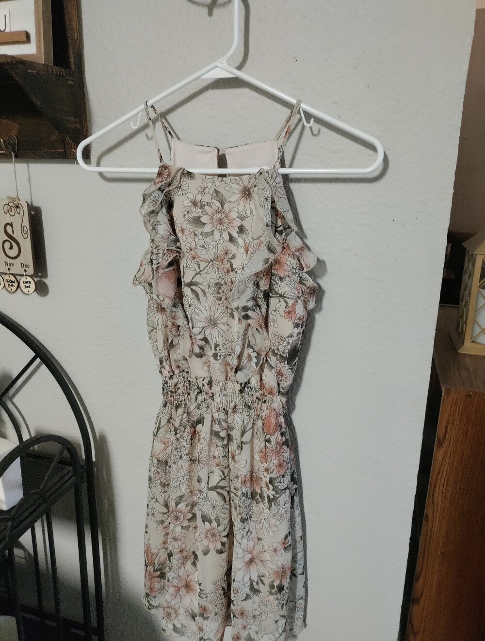 Sweet Storm Floral Dress Size Small